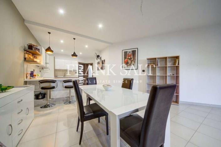 Image No.6-Maisonette de 2 chambres à vendre à Zebbug