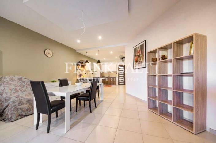 Image No.8-Maisonette de 2 chambres à vendre à Zebbug