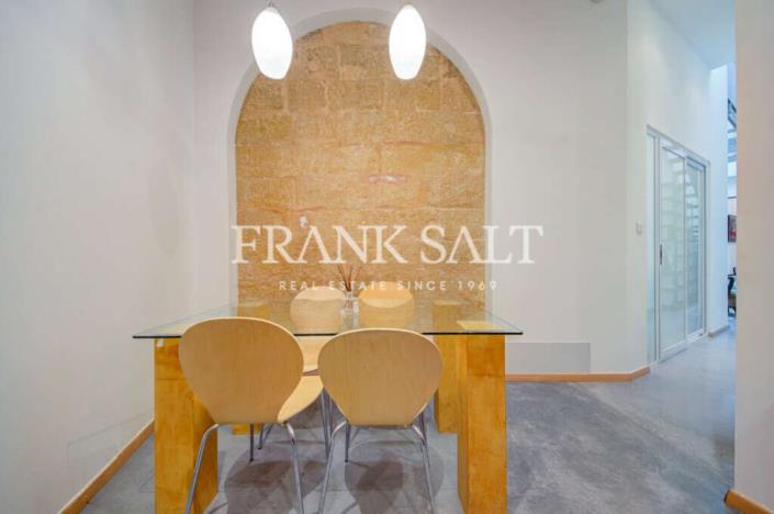 Image No.4-3 Bed Townhouse for sale