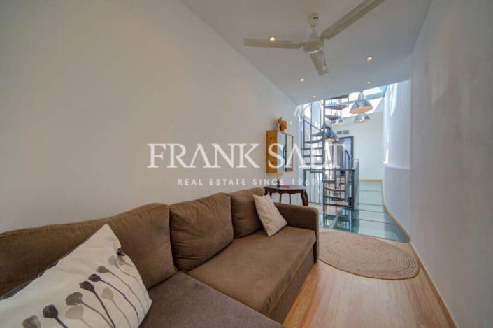 Image No.6-3 Bed Townhouse for sale