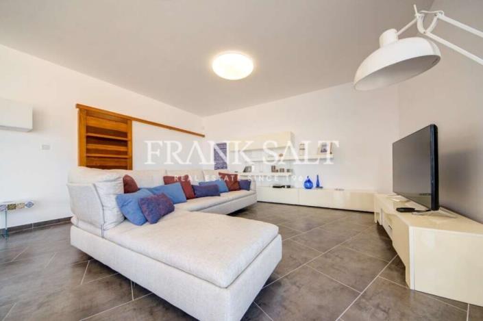 Image No.8-3 Bed Apartment for sale