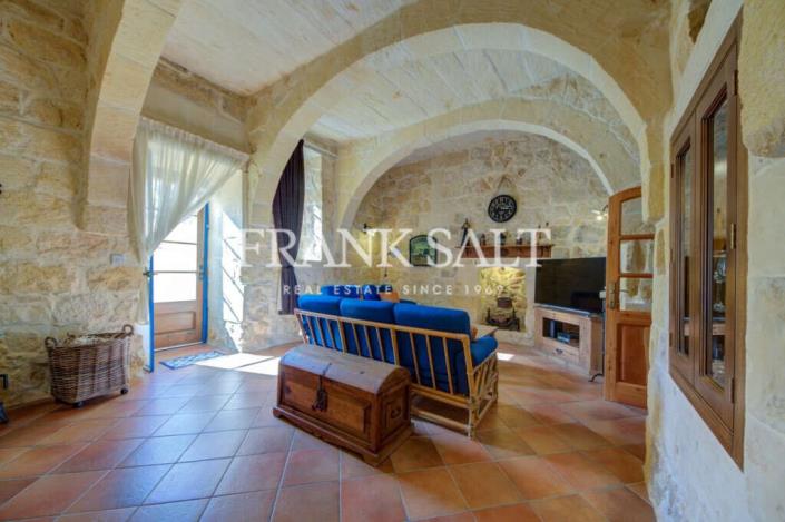 Image No.8-Ferme de 4 chambres à vendre à Xaghra