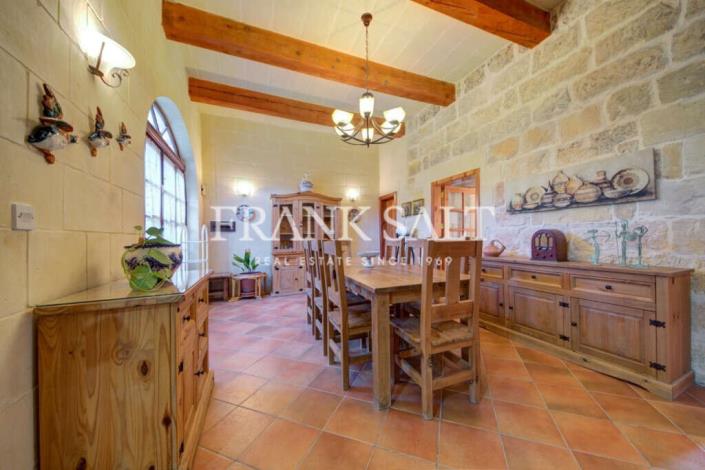 Image No.12-Ferme de 4 chambres à vendre à Xaghra