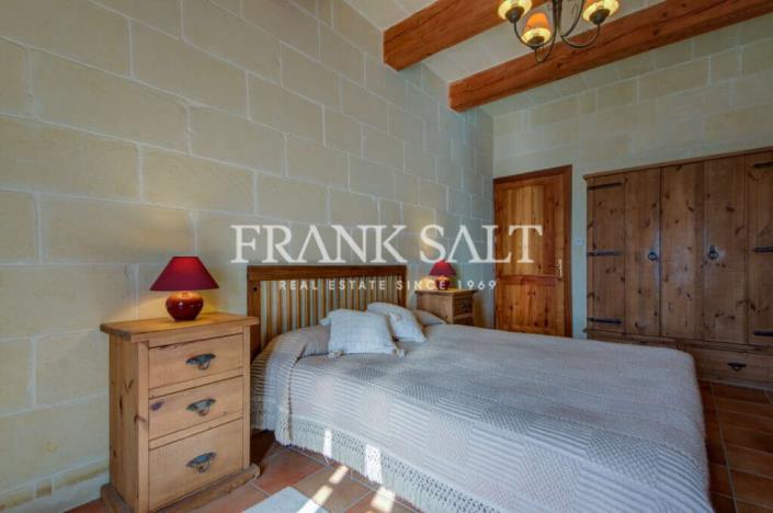 Image No.20-Ferme de 4 chambres à vendre à Xaghra