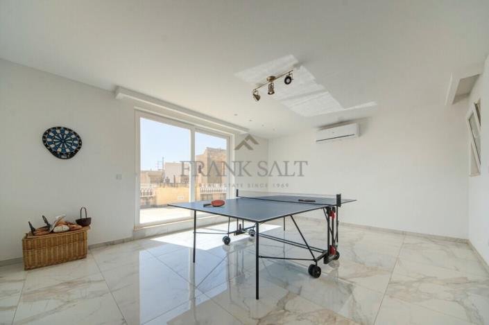 Image No.7-Maison de ville de 5 chambres à vendre à Naxxar