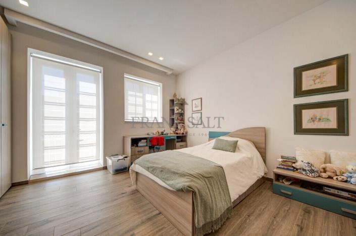 Image No.14-Maison de ville de 5 chambres à vendre à Naxxar