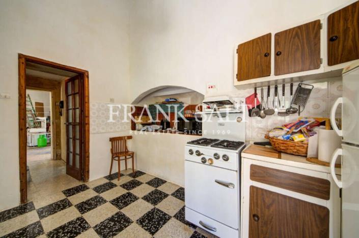 Image No.9-3 Bed Townhouse for sale