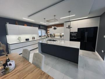 920394_20250617091726898024