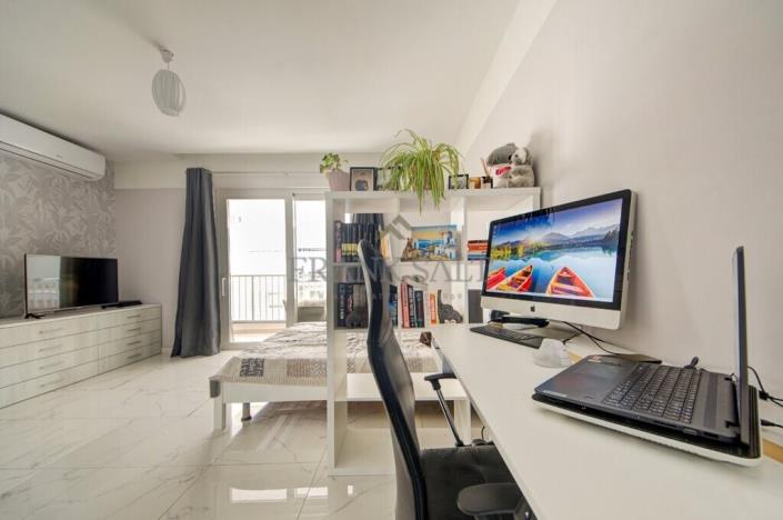 Image No.15-3 Bed Apartment for sale