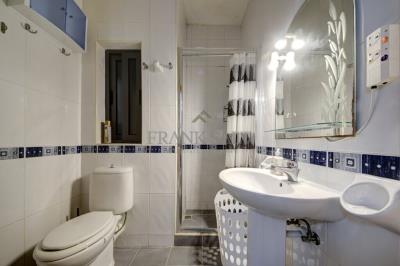 921529_20250818145540209360