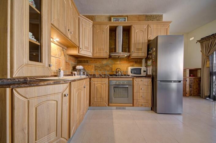 Image No.5-Maisonette de 3 chambres à vendre à Birzebbuga