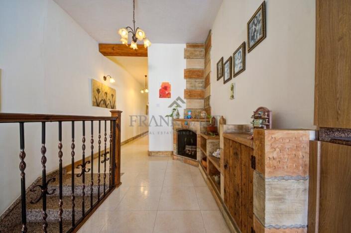 Image No.9-Maisonette de 3 chambres à vendre à Birzebbuga