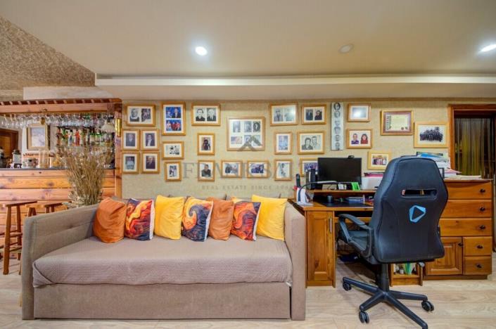 Image No.17-2 Bed Maisonette for sale