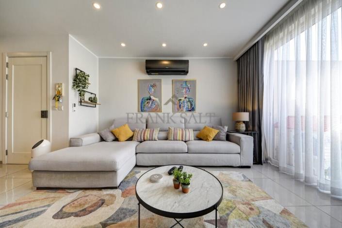 Image No.10-Penthouse de 3 chambres à vendre à Zebbug