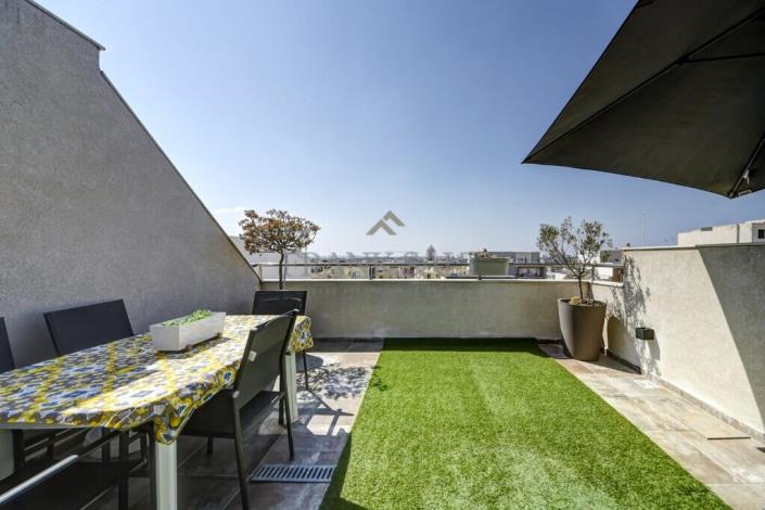 Image No.31-Penthouse de 3 chambres à vendre à Zebbug