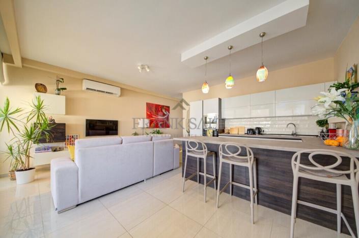 Image No.4-Penthouse de 2 chambres à vendre à Gzira