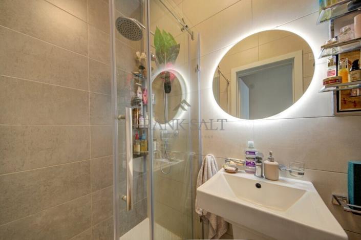 Image No.22-Penthouse de 2 chambres à vendre à Gzira