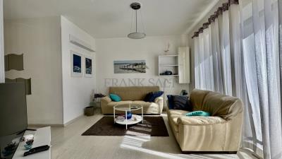 922961_20250929162141874528