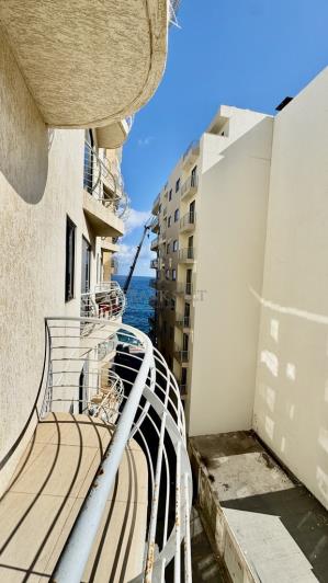 Image No.15-3 Bed Apartment for sale