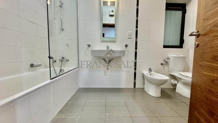 Image No.12-3 Bed Apartment for sale