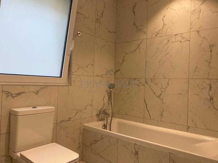 Image No.10-3 Bed Apartment for sale