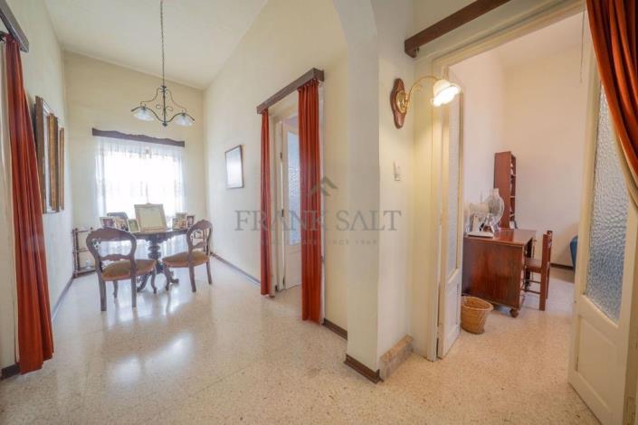 Image No.5-3 Bed Townhouse for sale