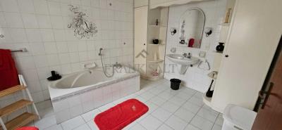 922308_20250910165350557242