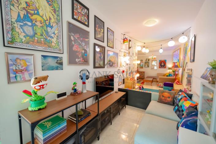 Image No.8-5 Bed Apartment for sale