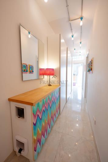 Image No.18-5 Bed Apartment for sale