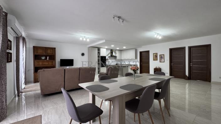 Image No.2-3 Bed Apartment for sale