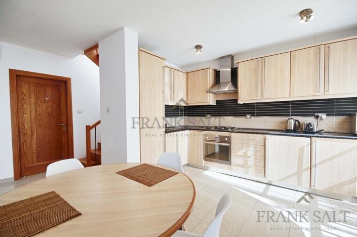 Image No.2-Penthouse de 3 chambres à vendre à Swieqi