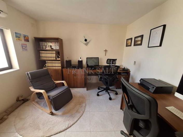 Image No.8-3 Bed Penthouse for sale