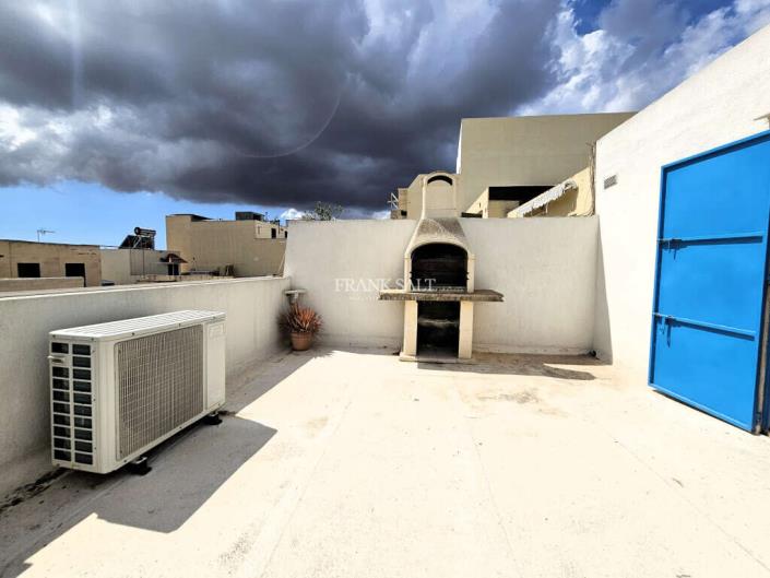 Image No.6-3 Bed Maisonette for sale