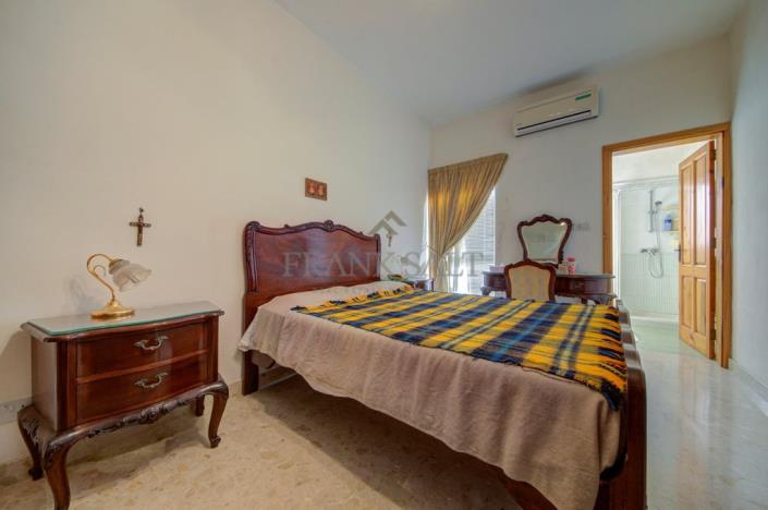 Image No.9-3 Bed Apartment for sale