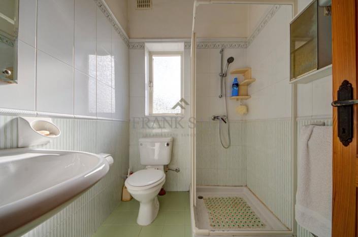 Image No.14-3 Bed Apartment for sale