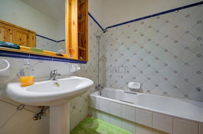 Image No.15-3 Bed Apartment for sale