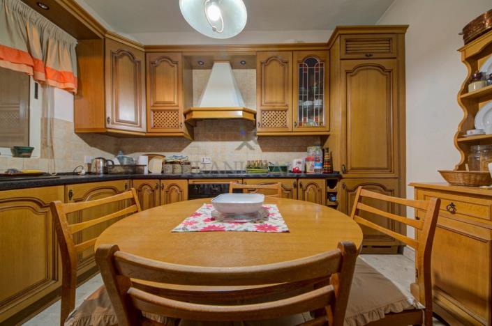 Image No.17-3 Bed Apartment for sale