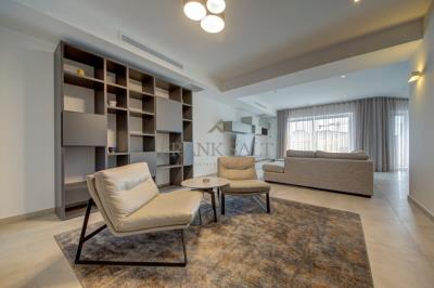 923432_20251030120209925151