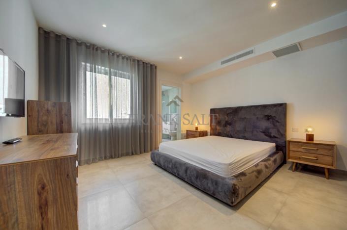 Image No.17-3 Bed Apartment for sale