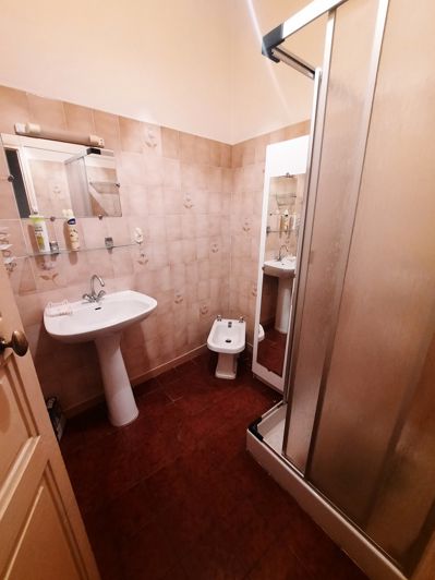 Image No.9-Maison de 2 chambres à vendre à Saint-Geniès-de-Fontedit