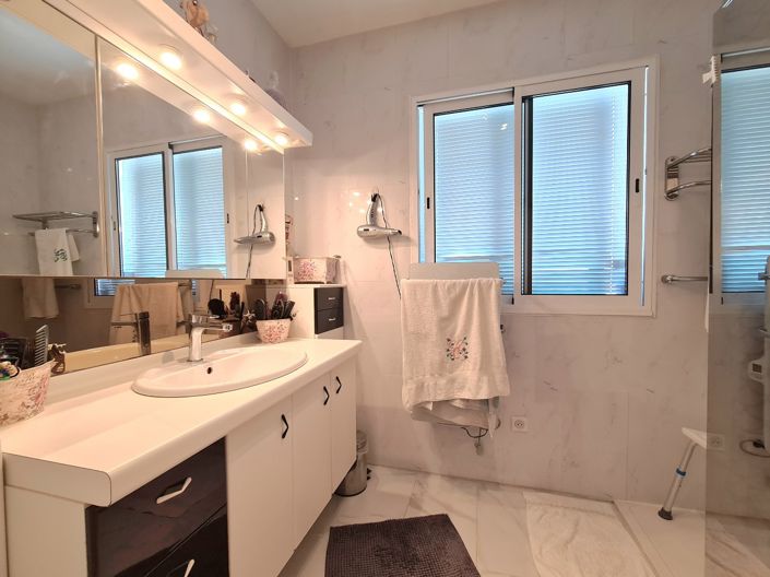 Image No.18-Propriété de 4 chambres à vendre à Agde