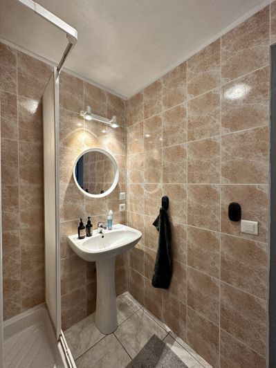 Image No.36-Maison de 3 chambres à vendre à Saint-Geniès-de-Fontedit