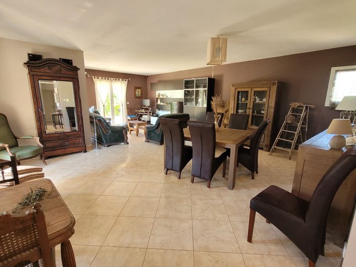 Image No.7-Propriété de 4 chambres à vendre à Saint-Geniès-de-Fontedit