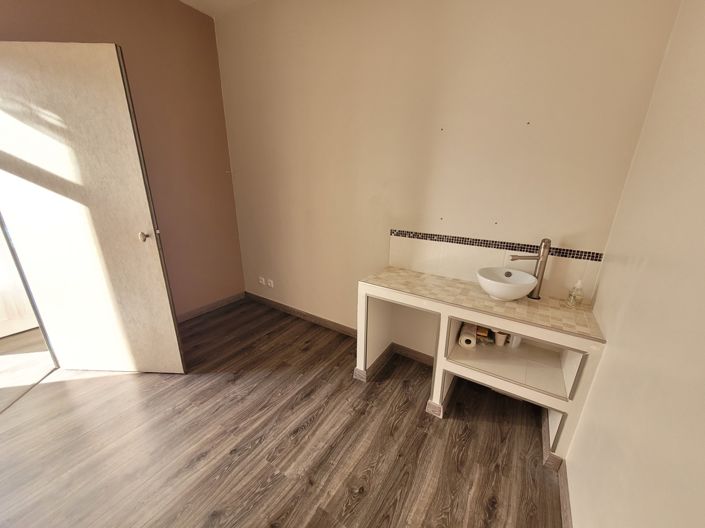 Image No.16-Appartement de 3 chambres à vendre à Saint-Geniès-de-Fontedit