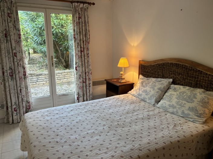 Image No.17-4 Bed Property for sale