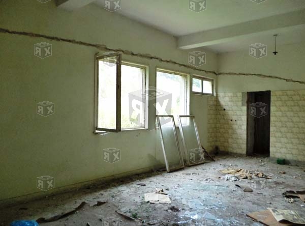 Image No.33-13 Bed Commercial for sale