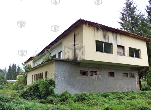 Image No.4-13 Bed Commercial for sale