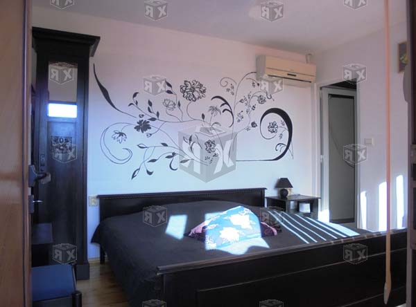 Image No.11-9 Bed House for sale