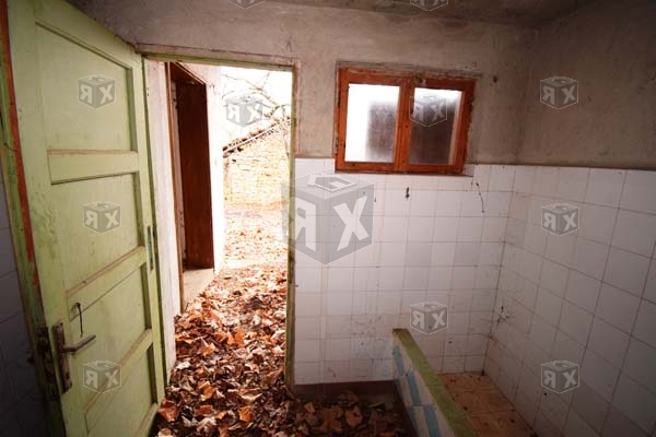 Image No.16-5 Bed House for sale