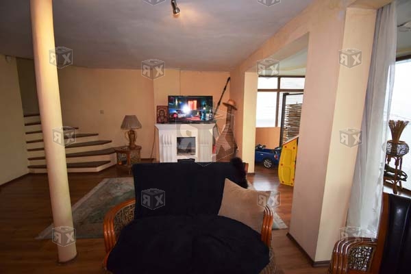 Image No.16-3 Bed House for sale